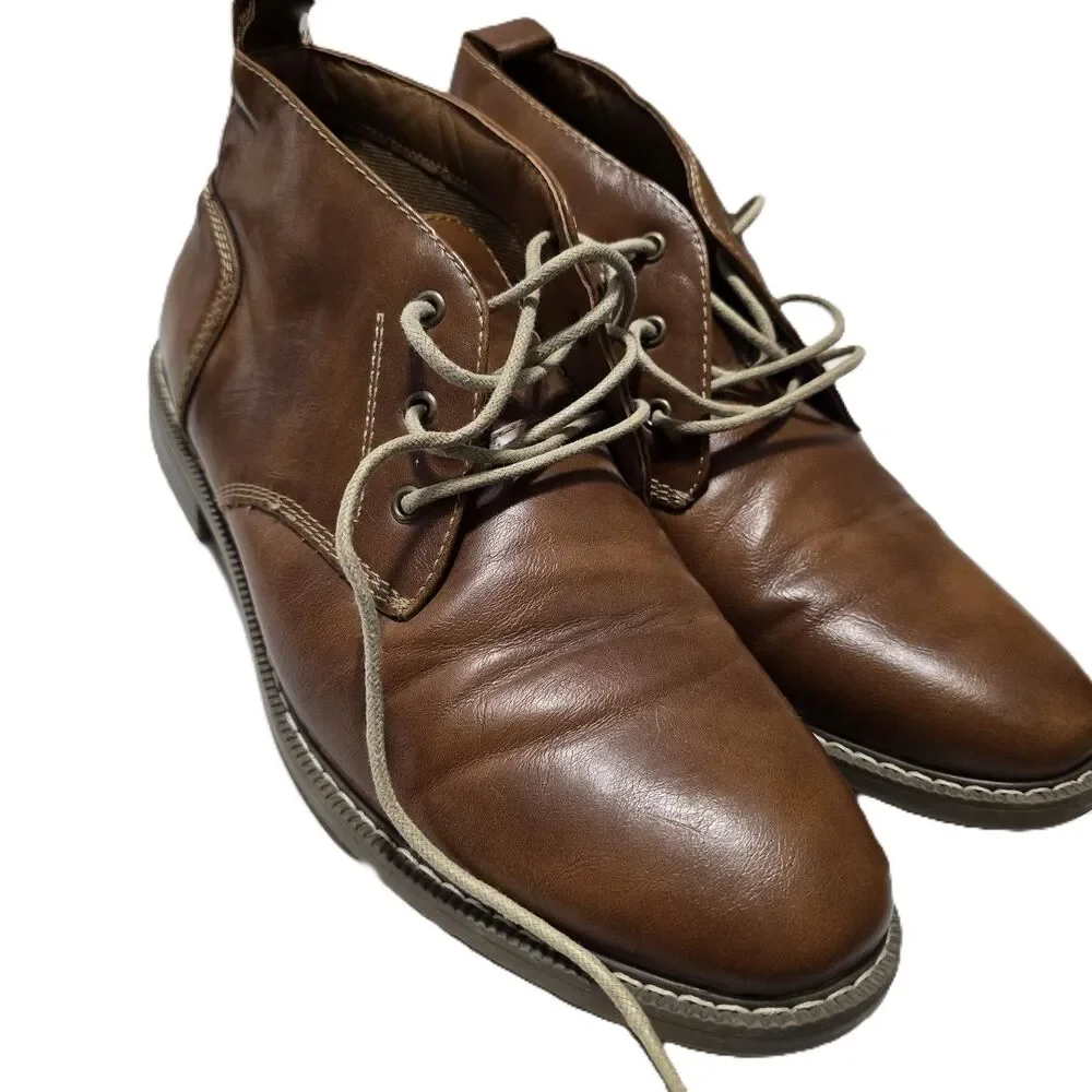 St. John's Bay Men's Brown Chukka Boots 8.5M Leather Memory Foam Dry+Cool
